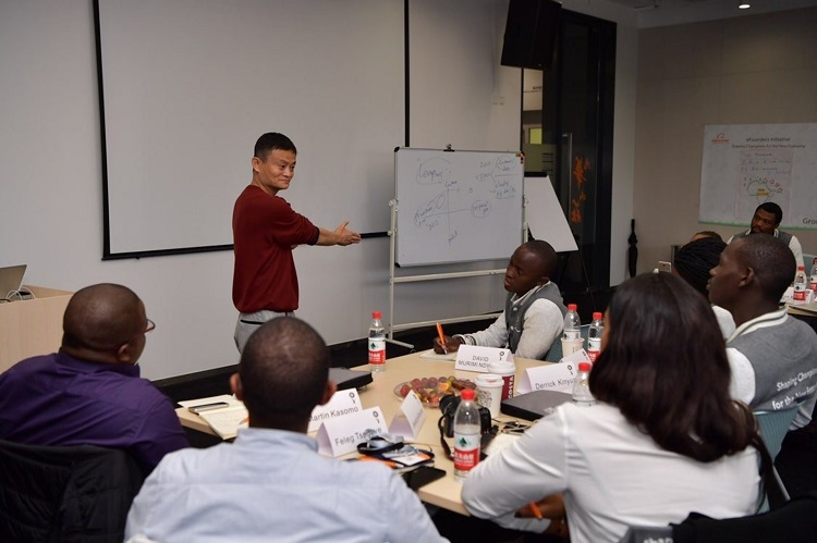 阿里巴巴集團董事局主席馬雲是聯合國貿易和發展會議(UNCTAD)青年創業和小企業特別顧問，他在eFounders Initiative之中親自授課。