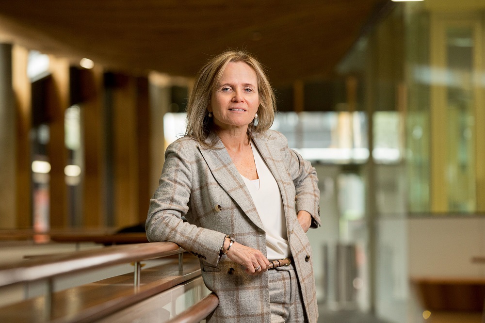 Doherty研究所負責人，墨爾本大學教授Sharon Lewin表示，研究所正在盡全力加速新冠病毒疫苗的研發工作。
