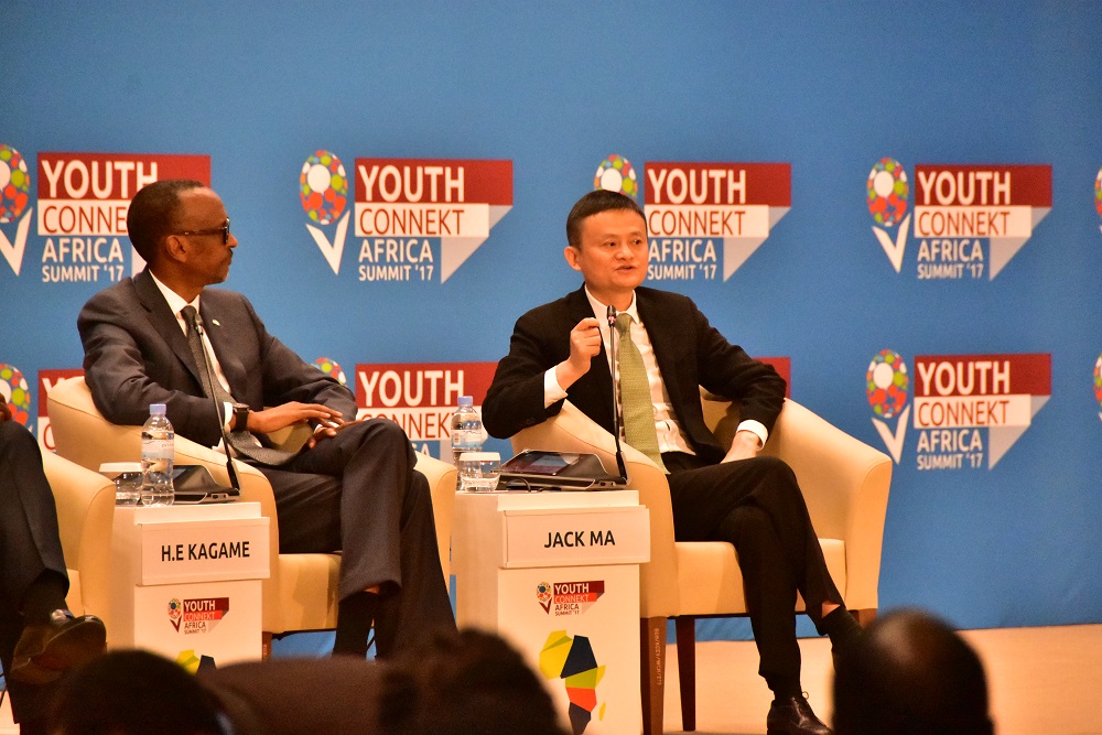 馬雲於盧旺達出席青年峰會Youth Connekt Africa Summit 2017，宣佈了四個非洲項目，支持當地年輕人學習電商及新技術，以及支持非洲打擊非法狩獵。