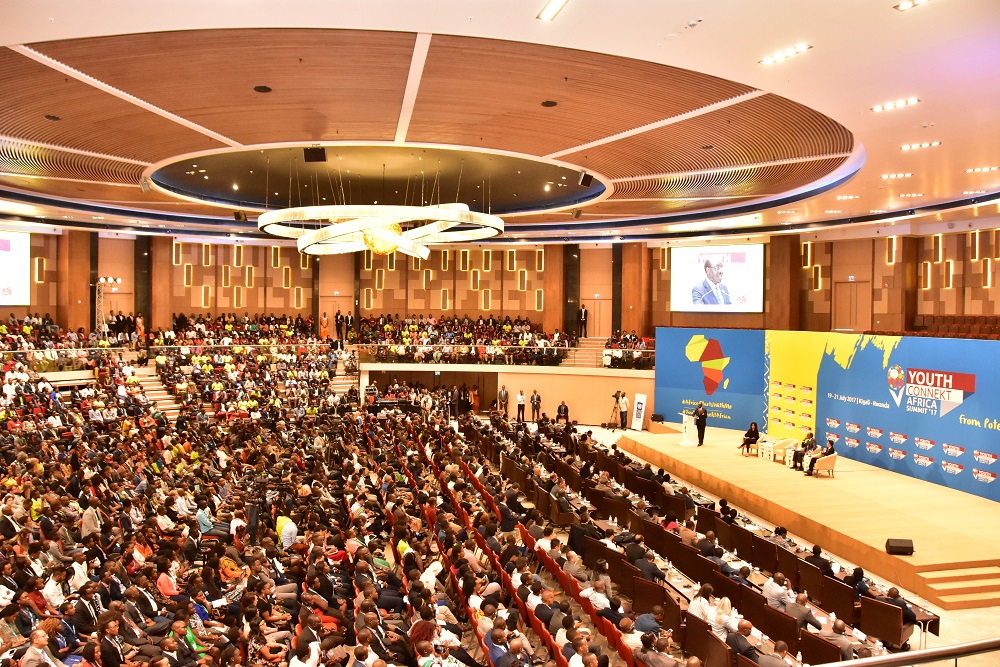 Youth Connekt Africa Summit 2017現場坐無虛席，當馬雲宣佈四個非洲項目時，即時引來全場的熱烈掌聲。
