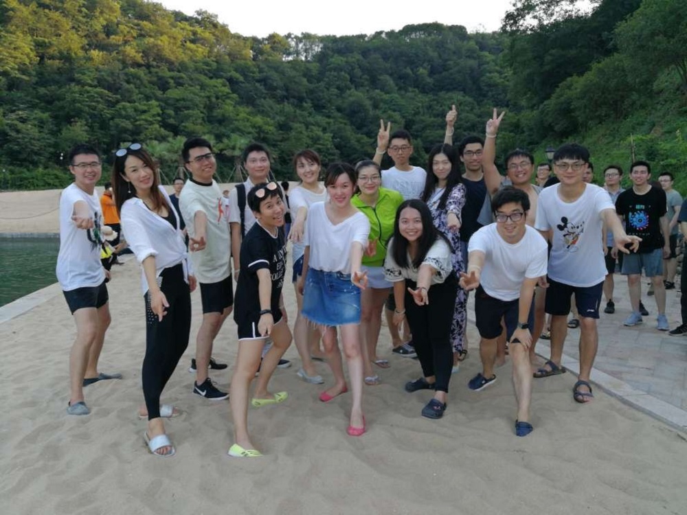 麥家瑩表示，團隊在假日時舉辦了水上運動會和沙灘音樂會，令她這次實習生活更添姿彩。