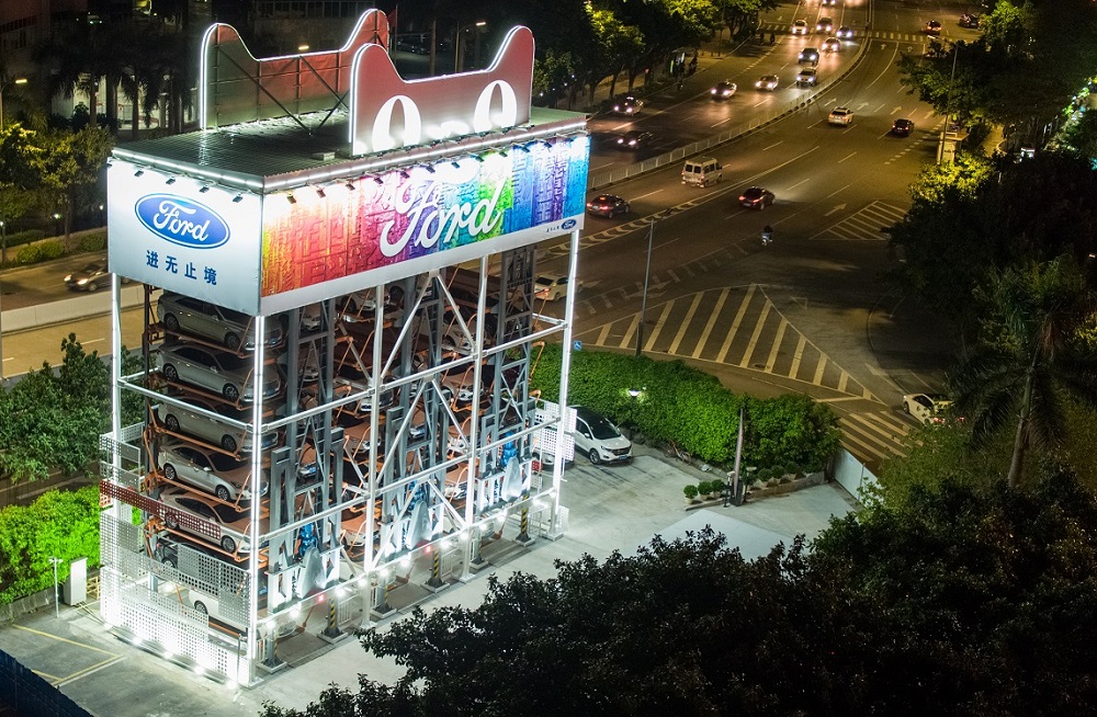 天貓無人販賣機，成為廣州白雲區的新零售地標。 